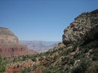 The canyons blend of colors along Hermits Trail